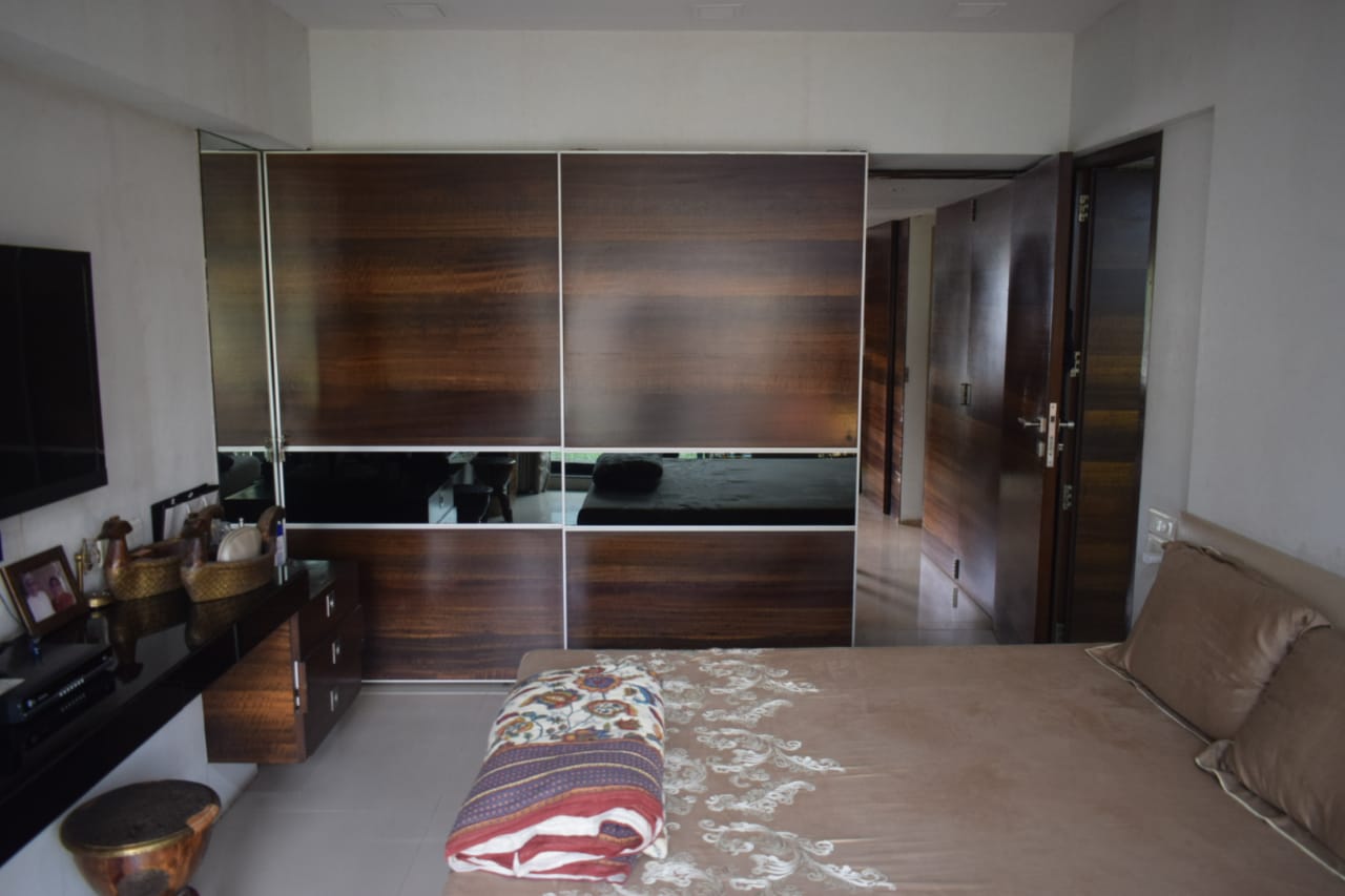 Office for Sale in Vile Parle West Mumbai