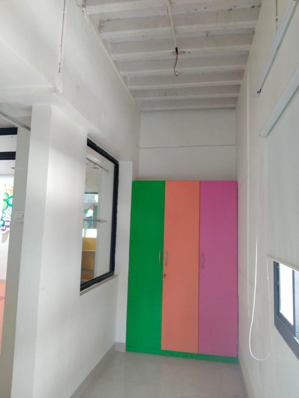 Office for Sale in S V Road Mumbai