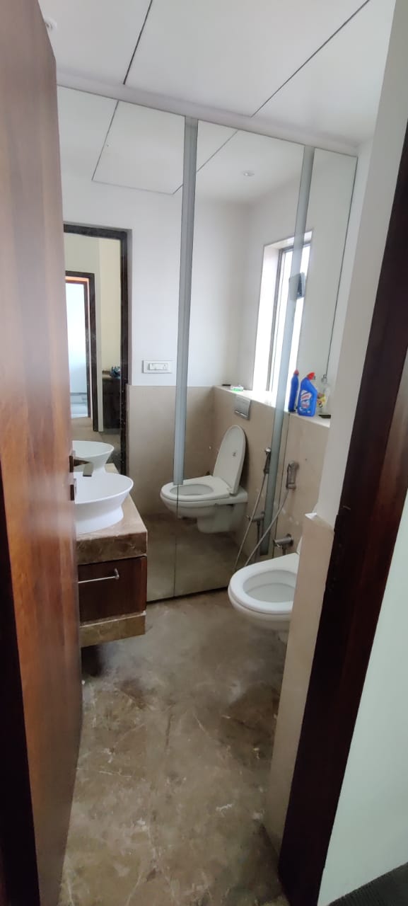 Office for Rent in Off Veera Desai Rd Mumbai