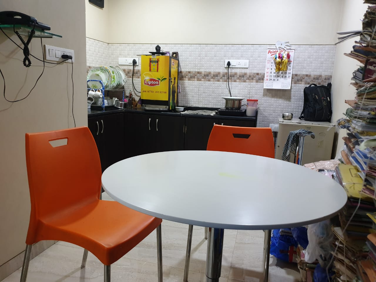 Office for Sale in S V Road Mumbai