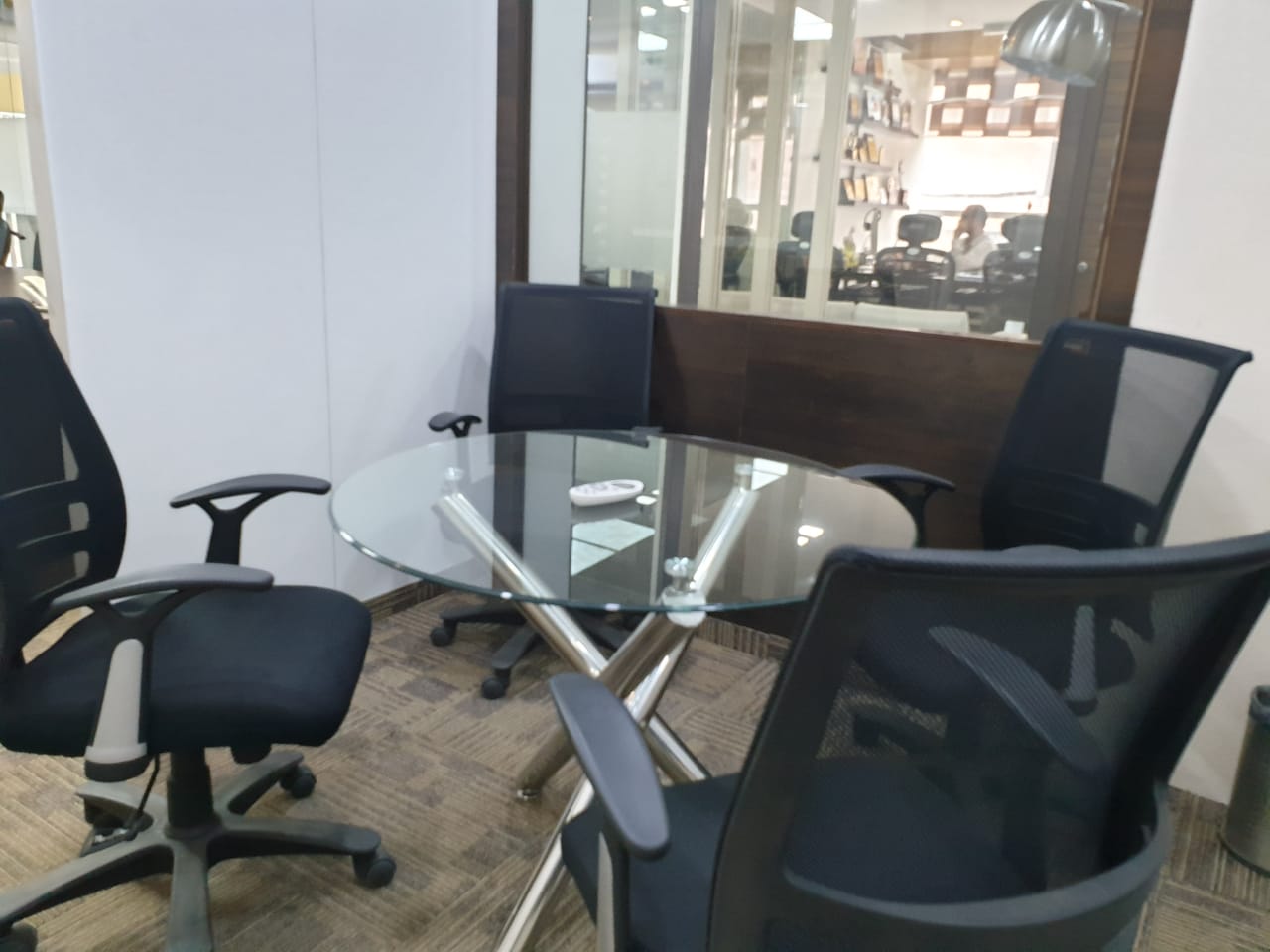 Office for Sale in S V Road Mumbai