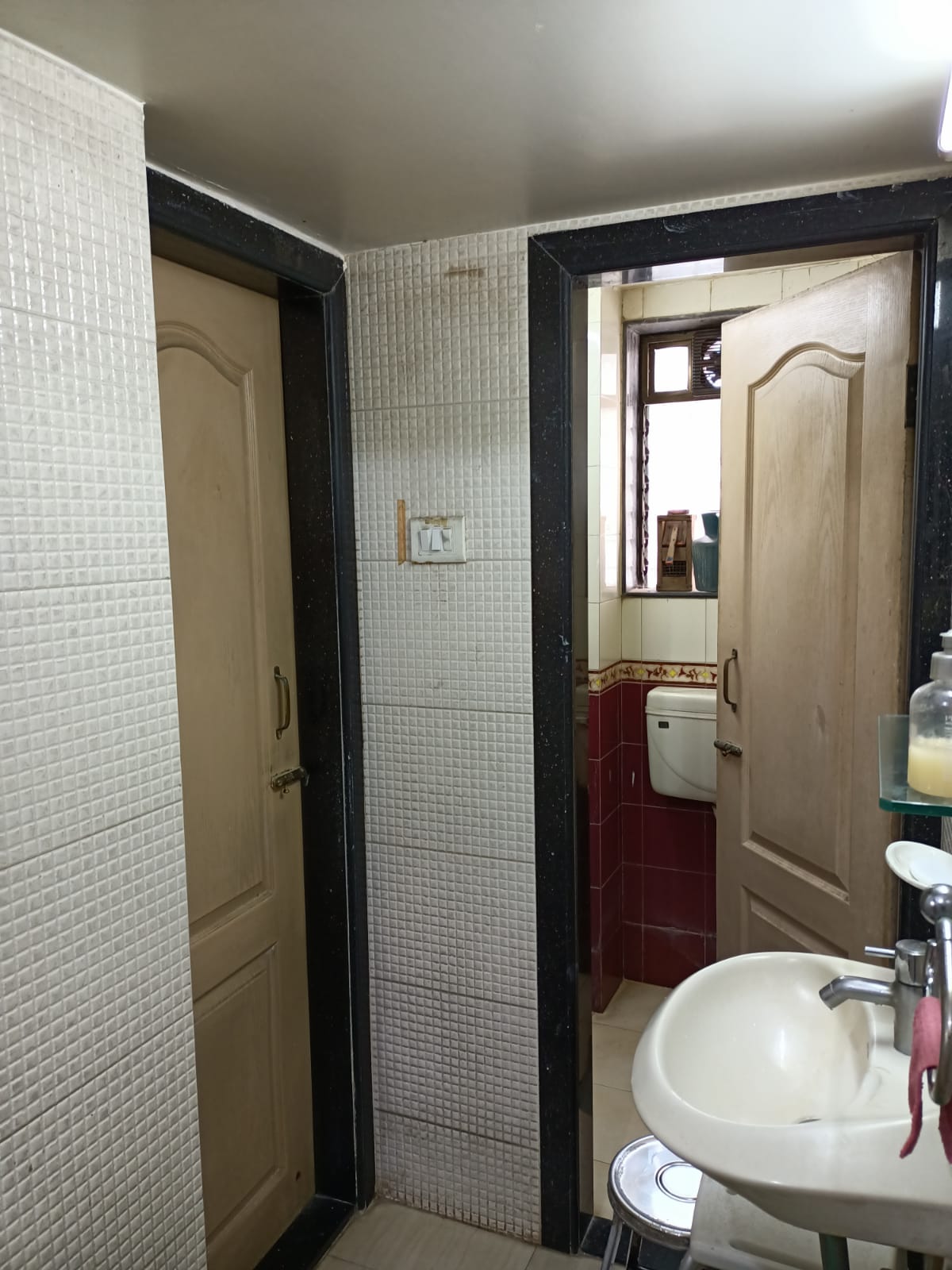 Office for Sale in Bandra West Mumbai