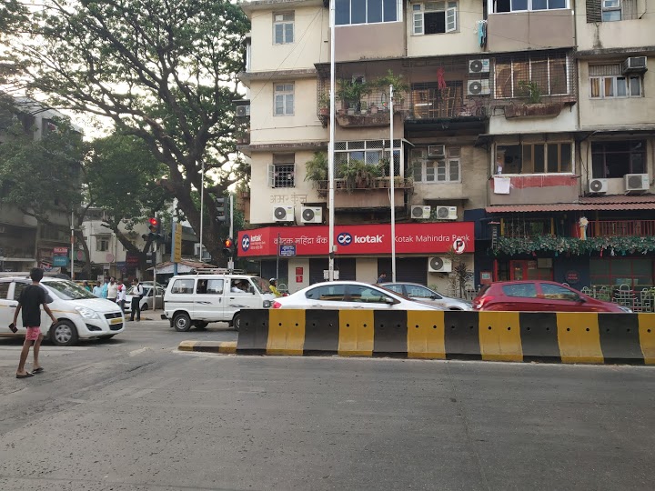 Showroom for Rent in Veer Savarkar Marg Mumbai