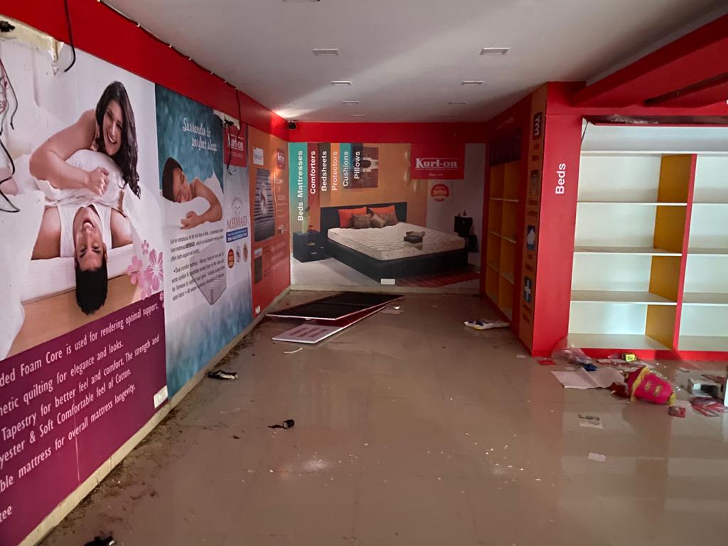 Showroom for Sale in Khar West Mumbai