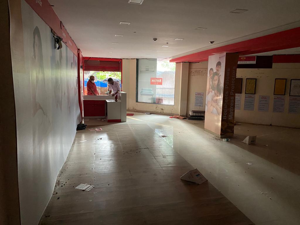 Showroom for Sale in Khar West Mumbai