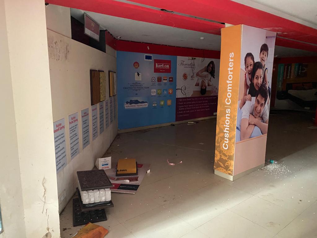 Showroom for Sale in Khar West Mumbai