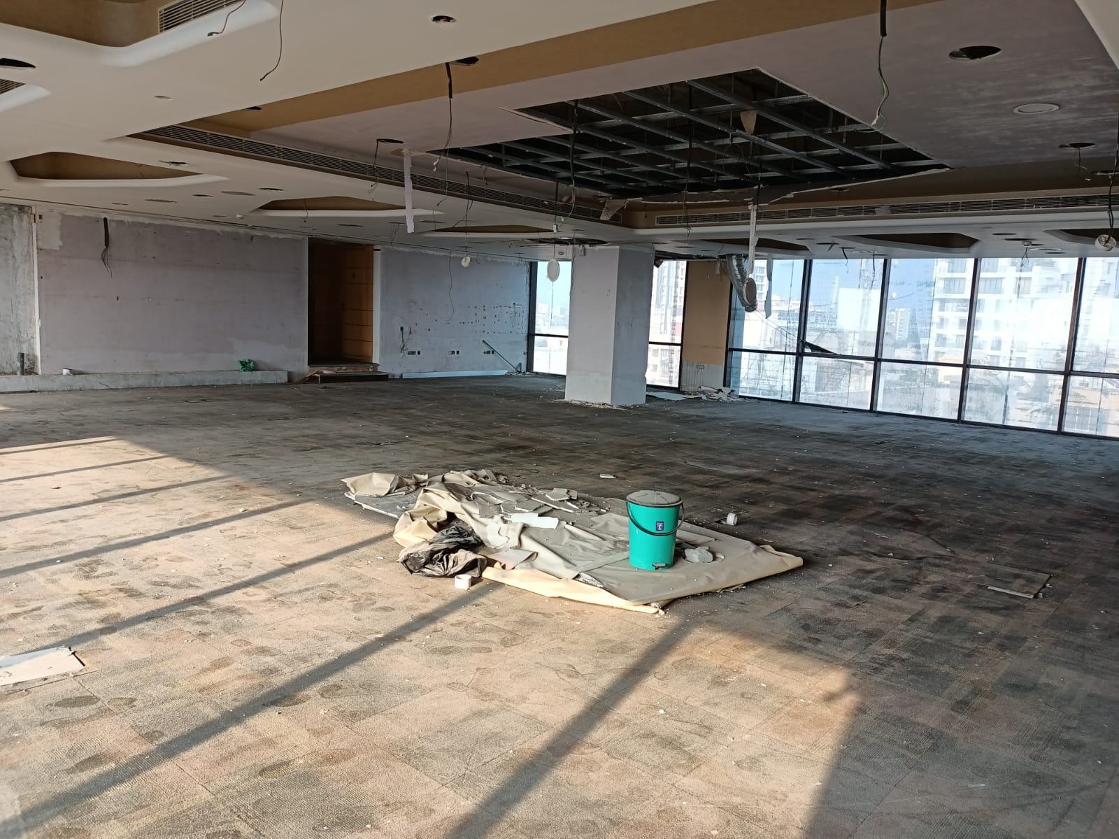 Office for Rent in Santacruz West Mumbai