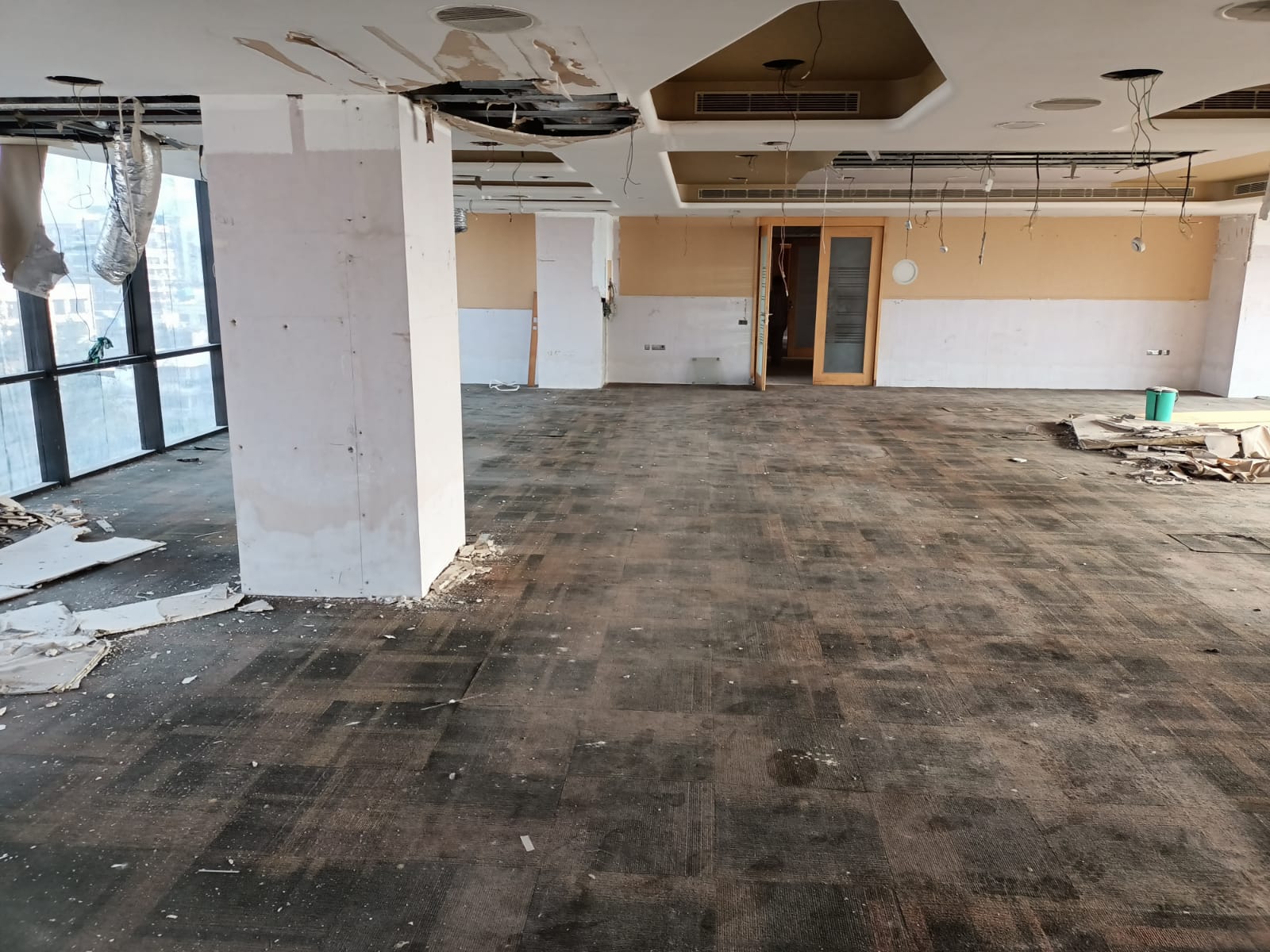 Office for Rent in Santacruz West Mumbai