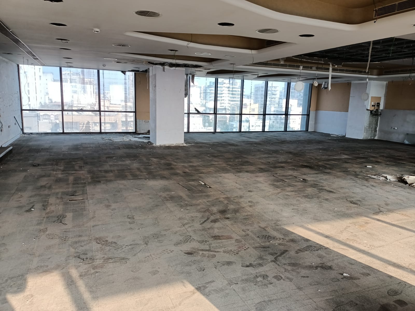 Office for Rent in Santacruz West Mumbai