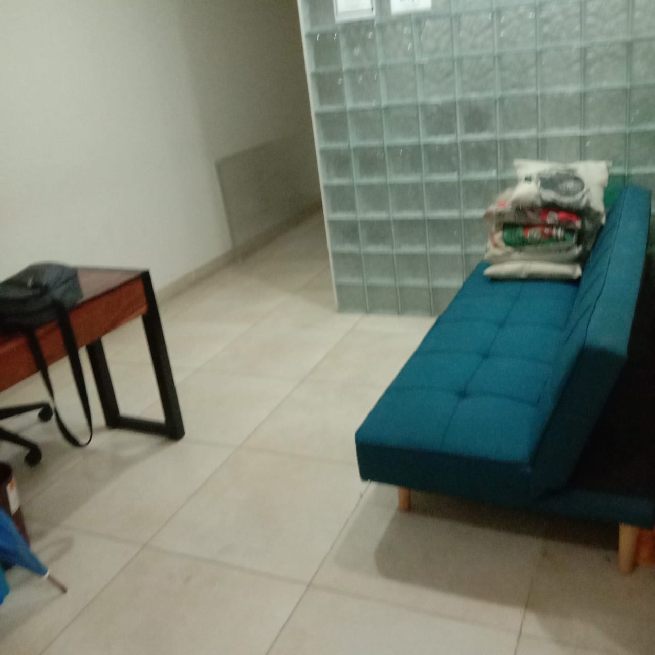 Office for Rent in S V Road Mumbai