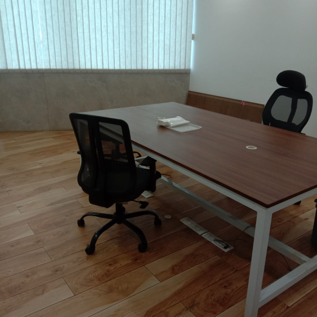 Office for Rent in S V Road Mumbai