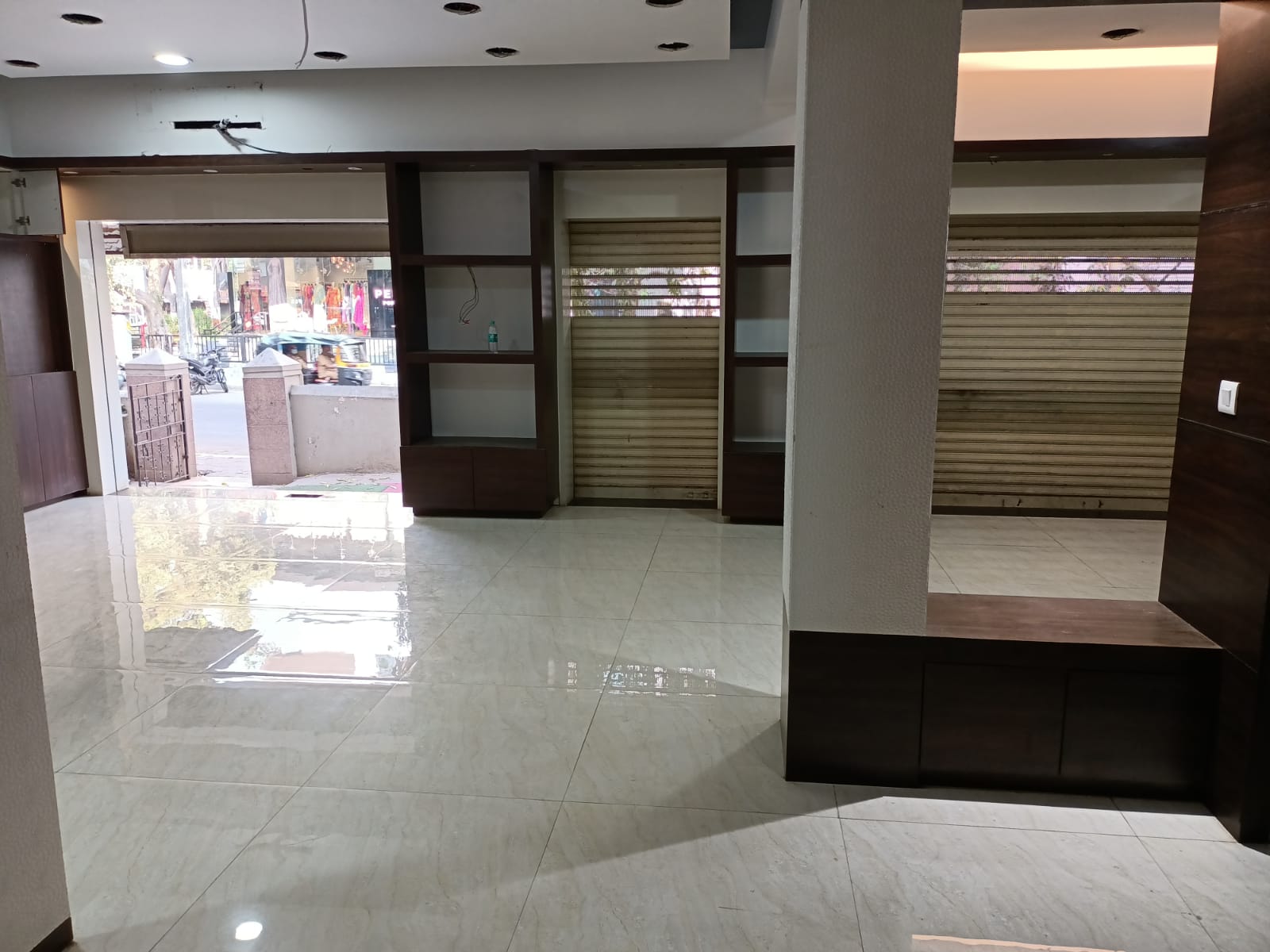 Showroom for Rent in Bandra West Mumbai