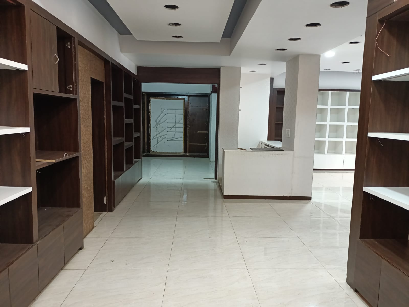 Showroom for Rent in Bandra West Mumbai
