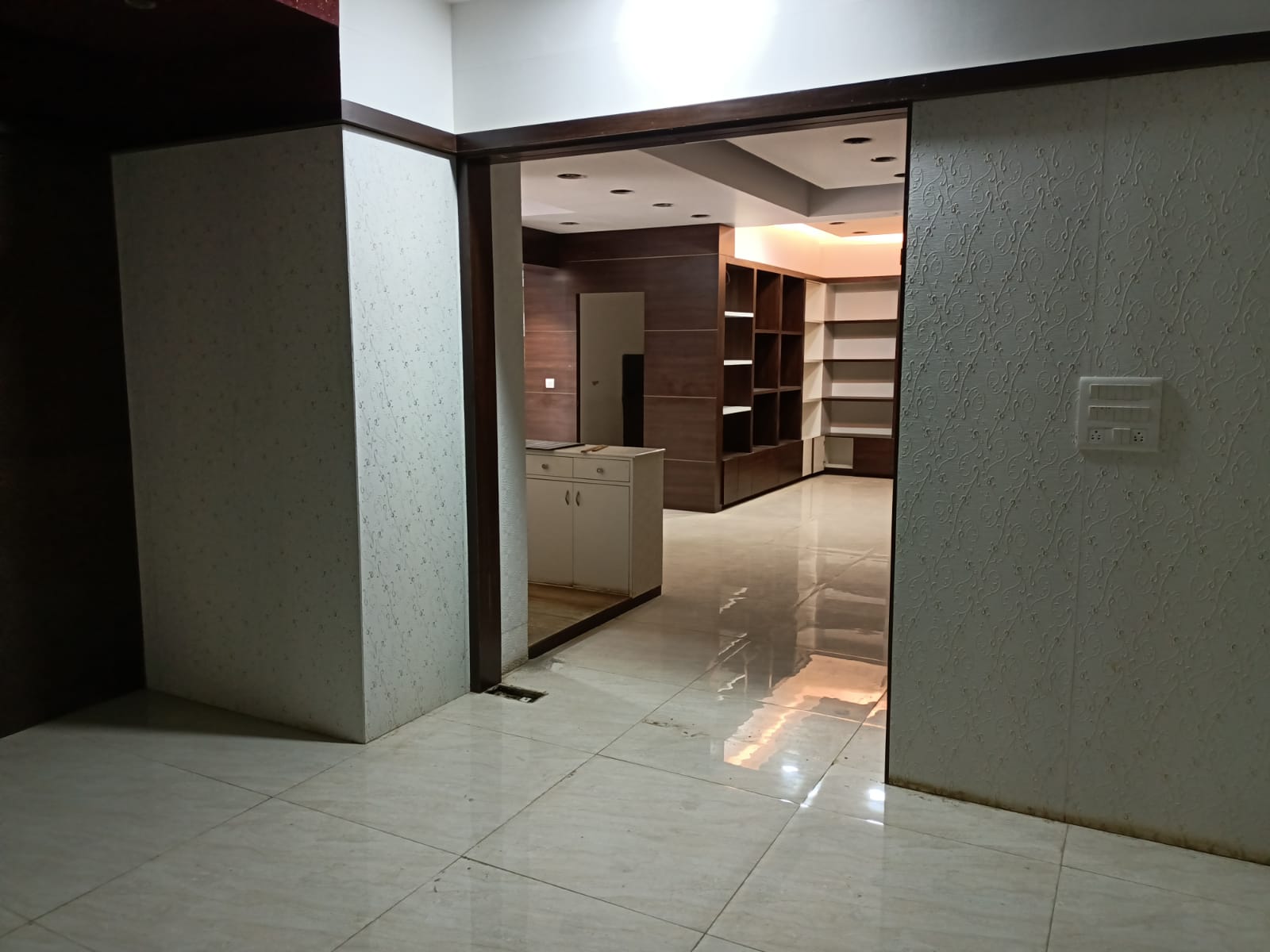 Showroom for Rent in Bandra West Mumbai