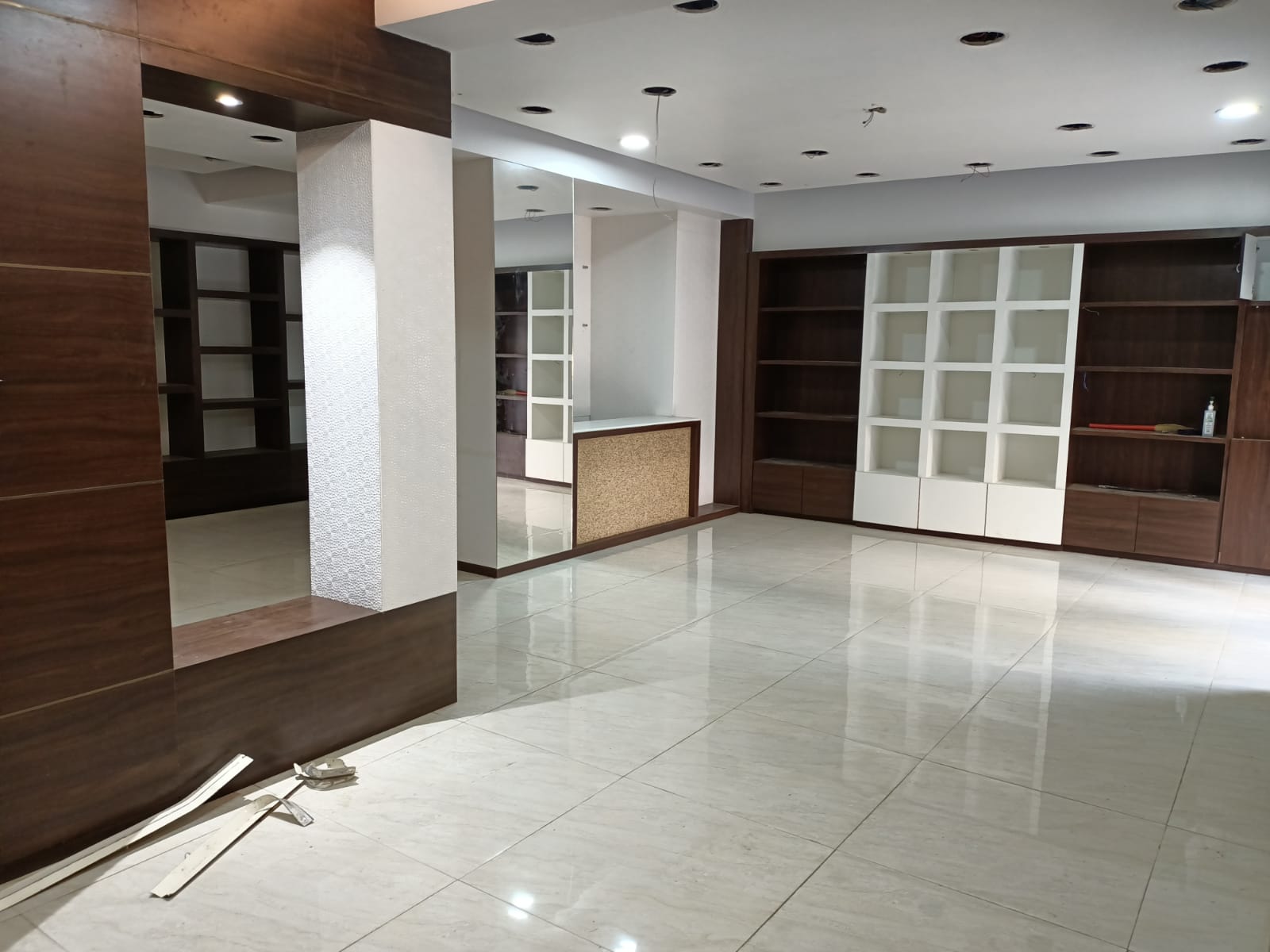 Showroom for Rent in Bandra West Mumbai