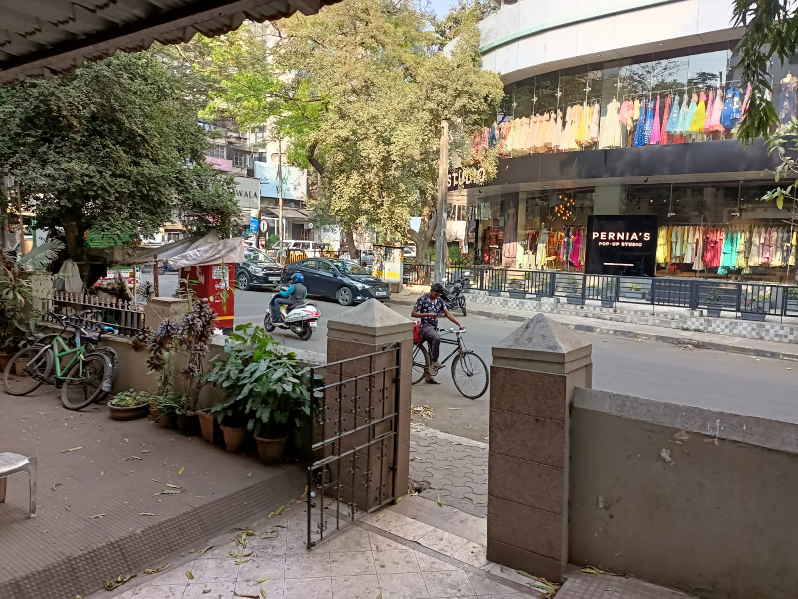 Showroom for Rent in Bandra West Mumbai