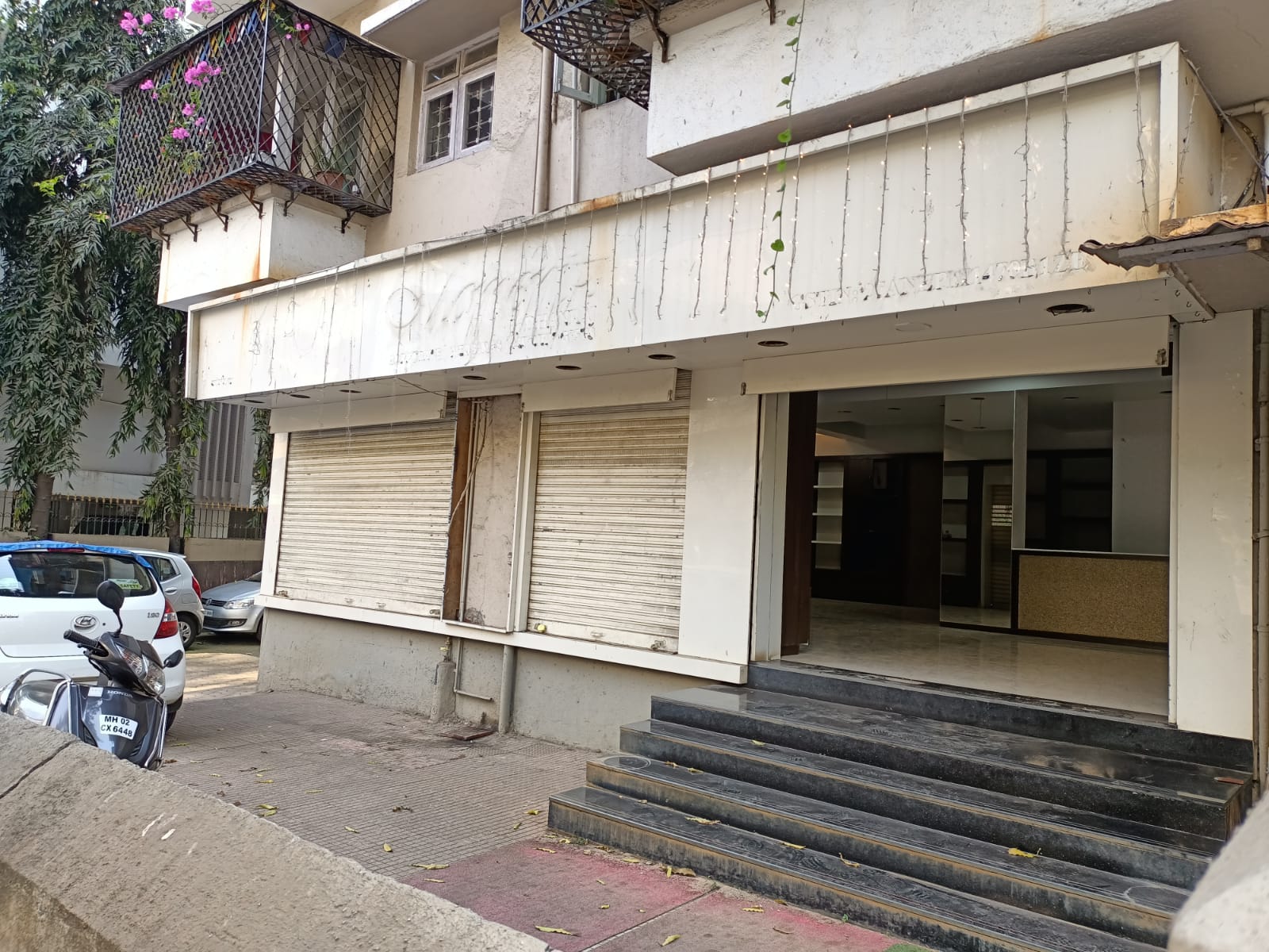 Showroom for Rent in Bandra West Mumbai