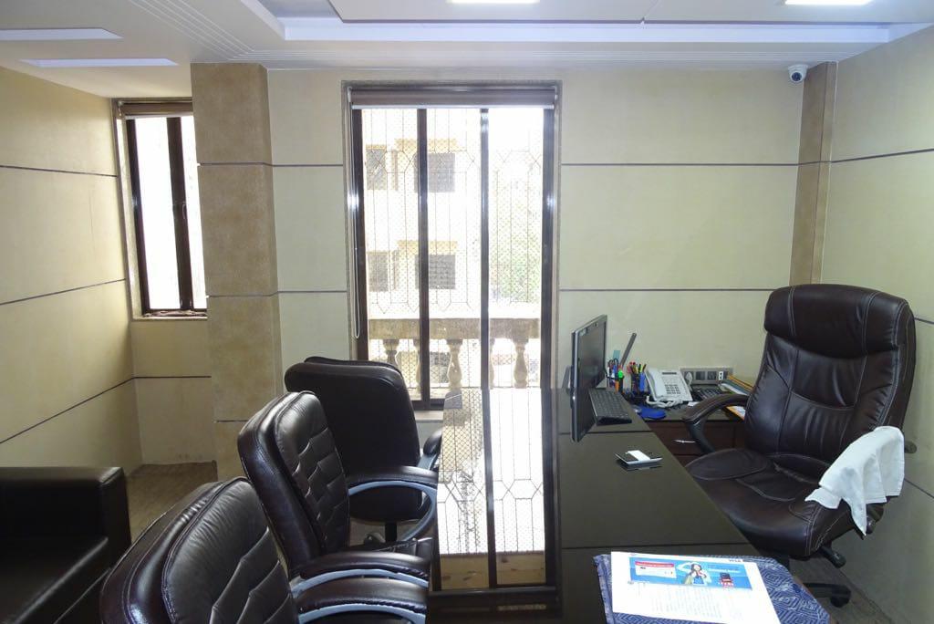 Office for Sale in Hill  Road Mumbai