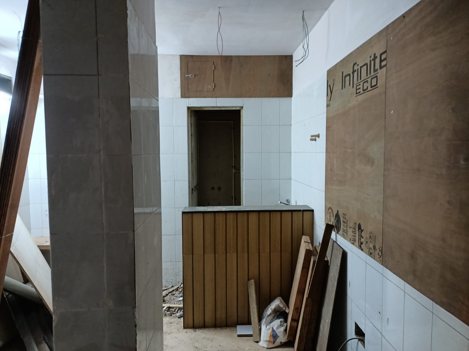 Shop for Rent in Bandra West Mumbai