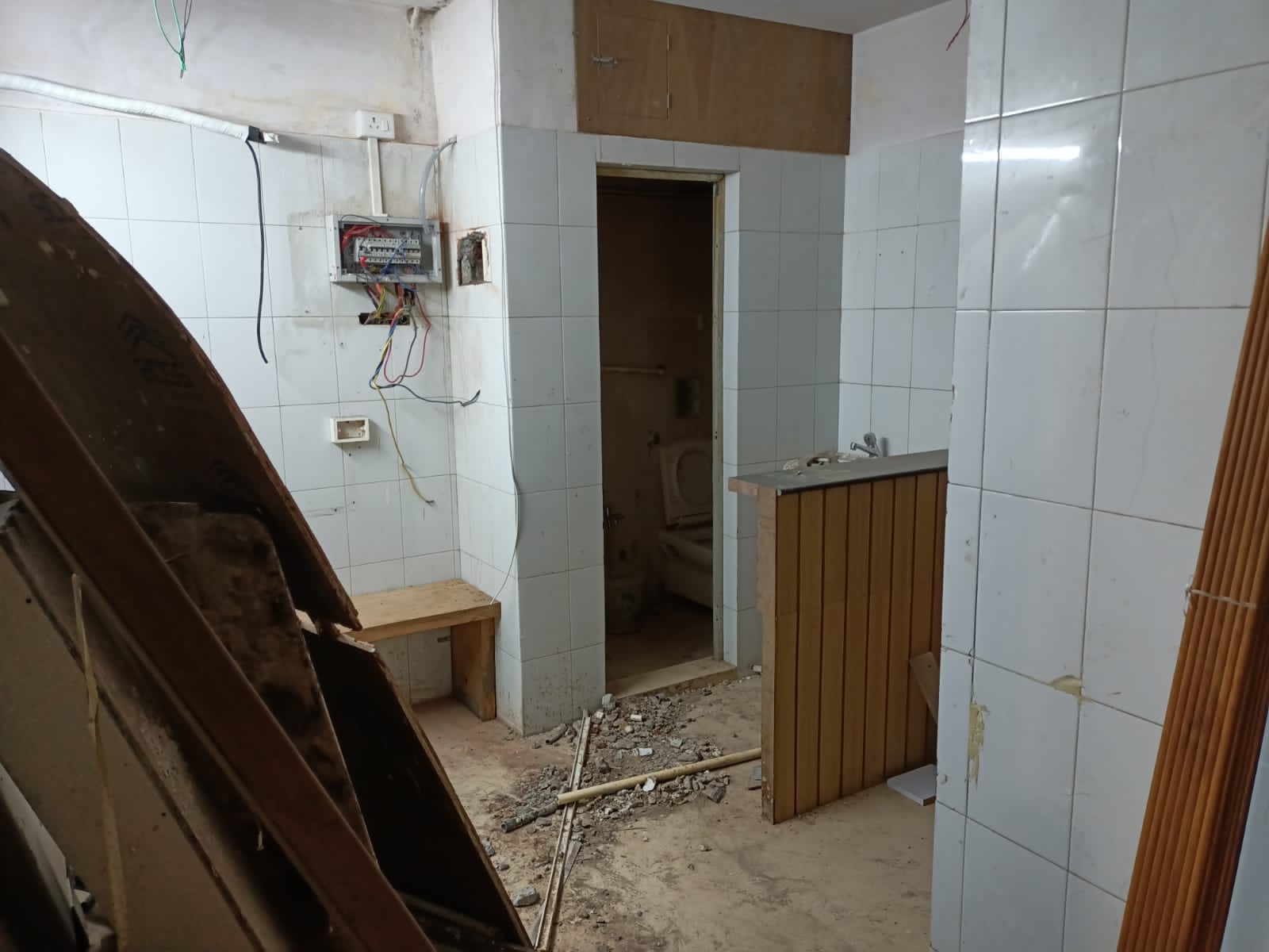 Shop for Rent in Bandra West Mumbai