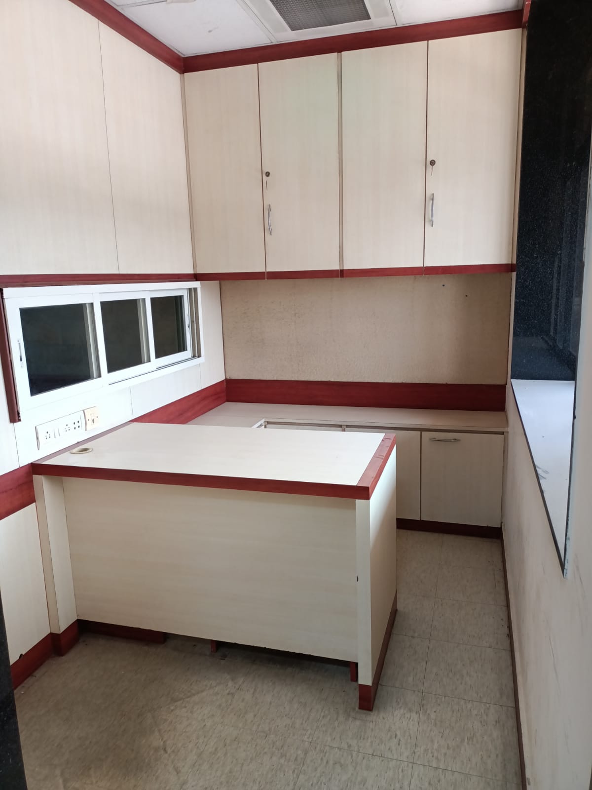 Office for Rent in Dadar East Mumbai