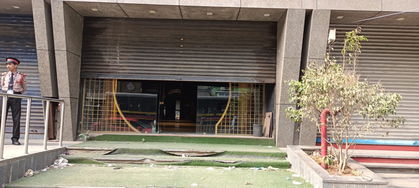 Showroom for Rent in Khar West Mumbai