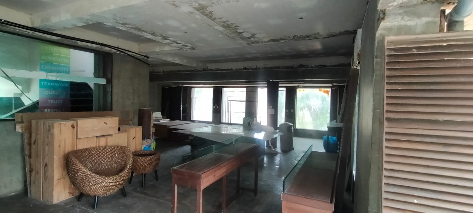 Office for Rent in Juhu Tara Rd Mumbai