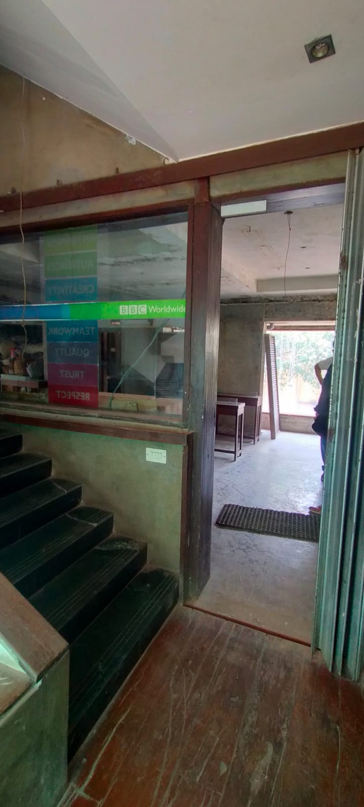 Office for Rent in Juhu Tara Rd Mumbai