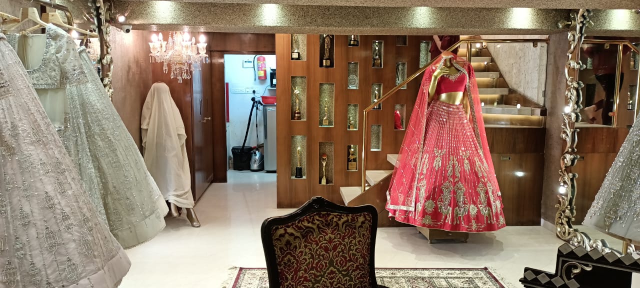 Showroom for Rent in Santacruz West Mumbai