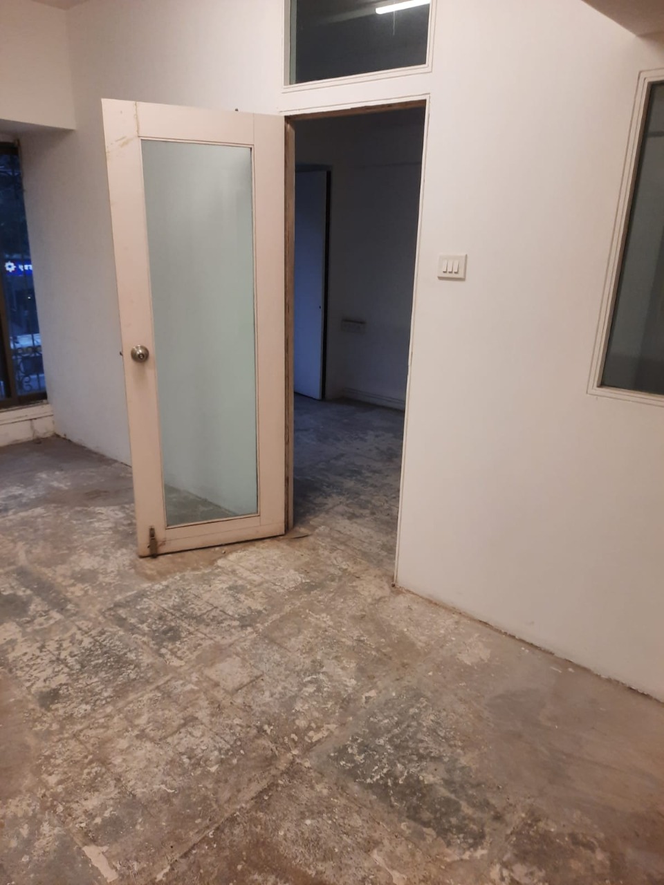 Office for Rent in S V Road Mumbai