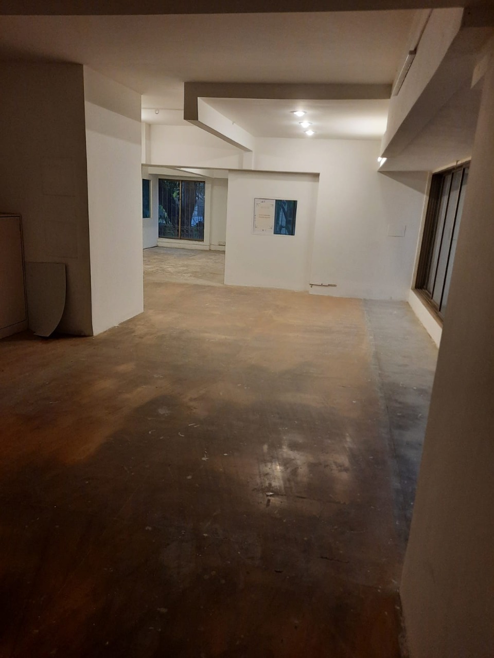 Office for Rent in S V Road Mumbai