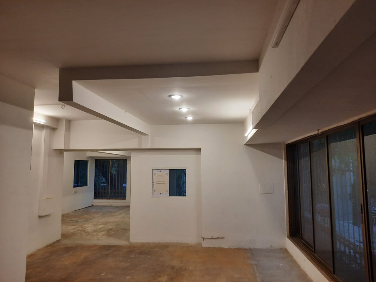 Office for Rent in S V Road Mumbai
