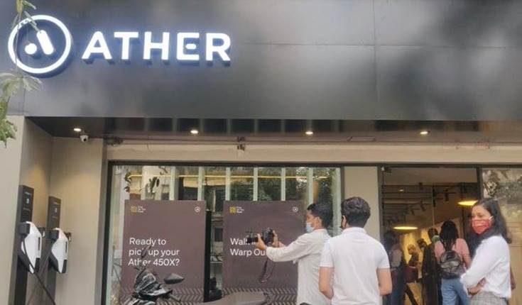 Showroom for Rent in Khar West Mumbai