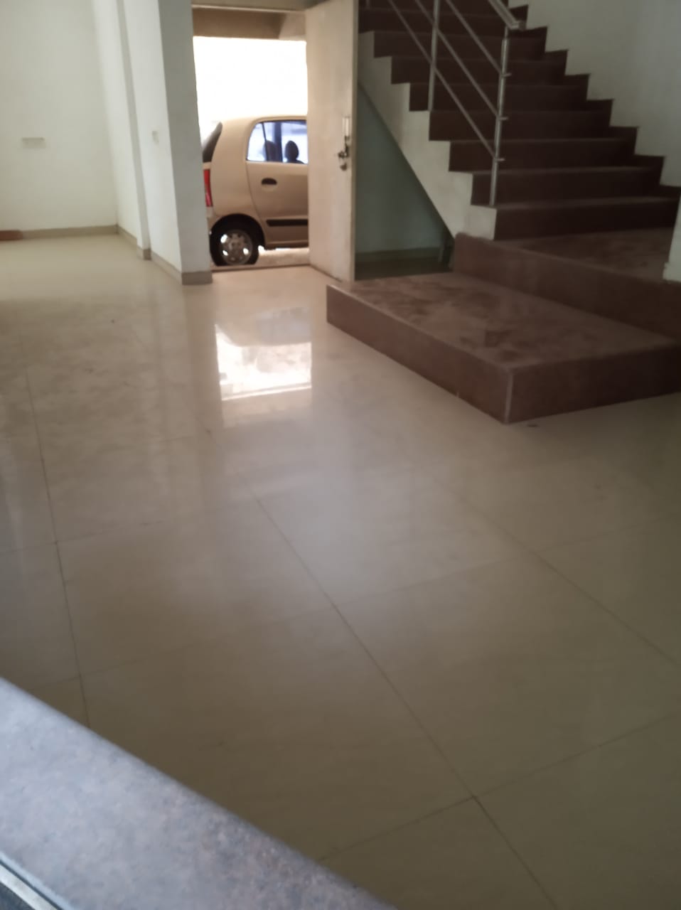 Showroom for Rent in 11 Road Mumbai