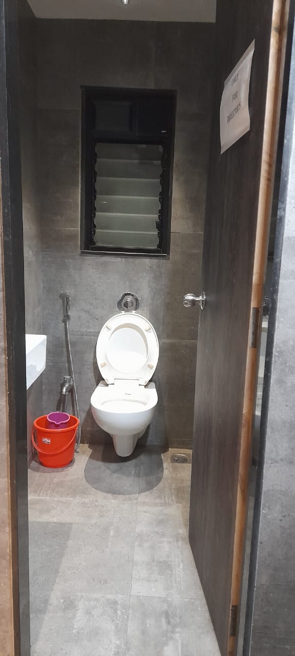 Office for Sale in Vile Parle East Mumbai