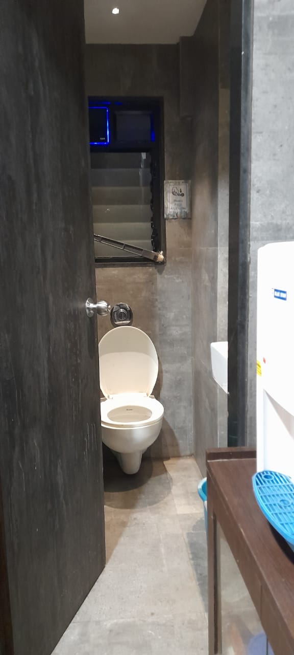 Office for Sale in Vile Parle East Mumbai