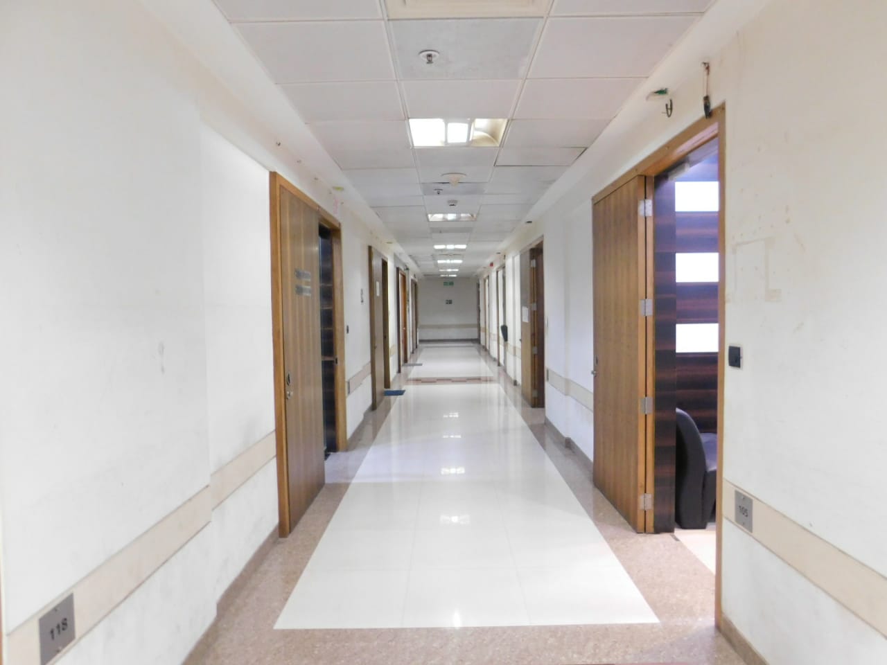 Office for Rent in N S Phadke  Road Mumbai