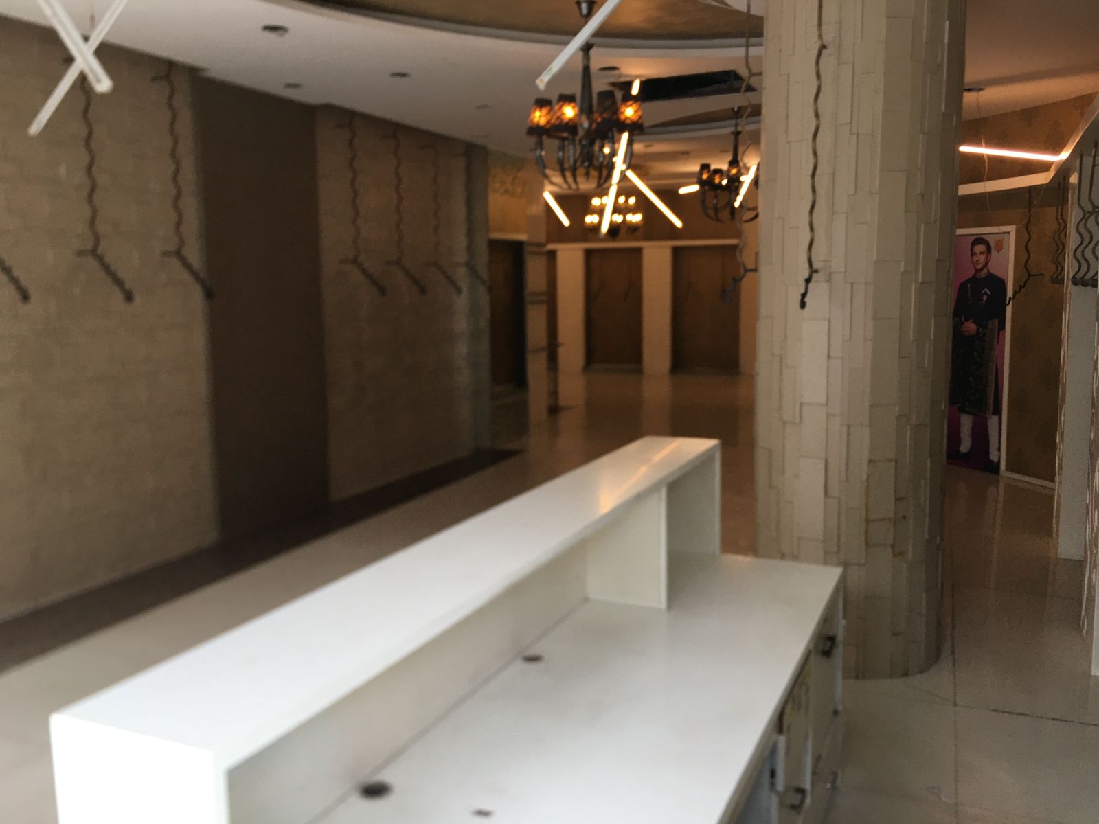 Showroom for Rent in S V Road Mumbai
