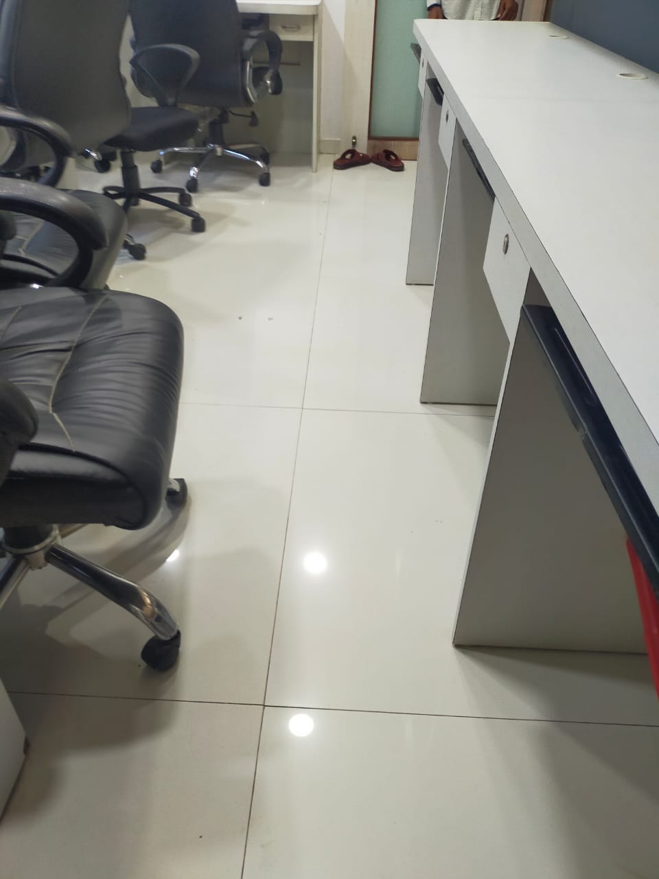 Office for Rent in S V Road Mumbai