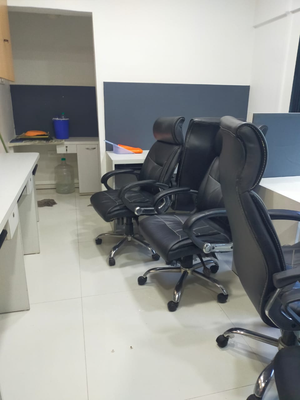 Office for Rent in S V Road Mumbai