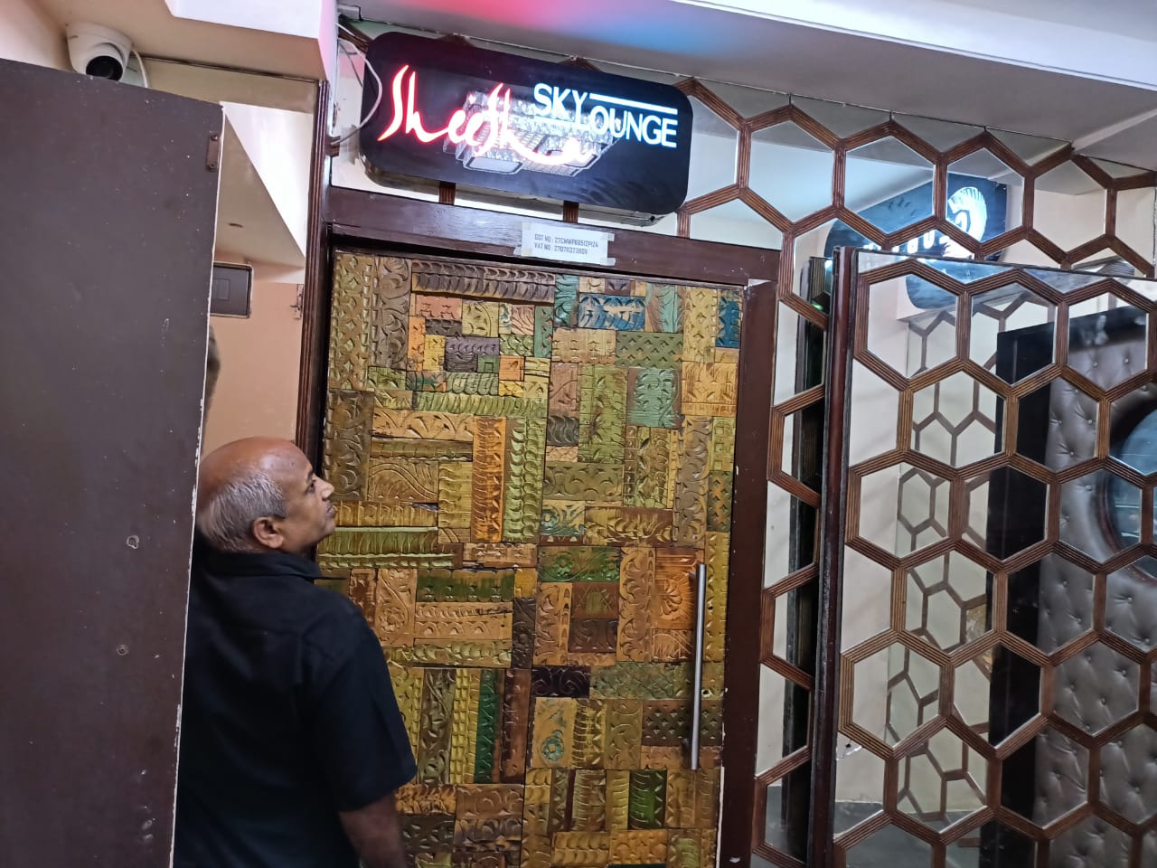 Restaurant for Rent in Juhu Mumbai