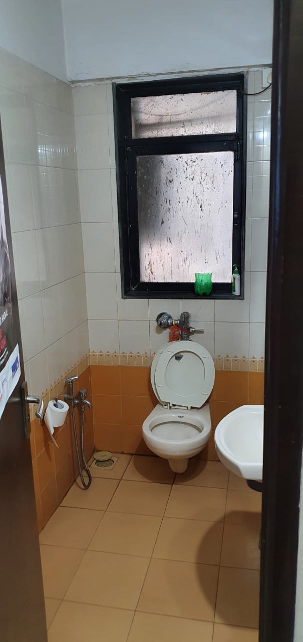 Office for Rent in 4 Road Mumbai