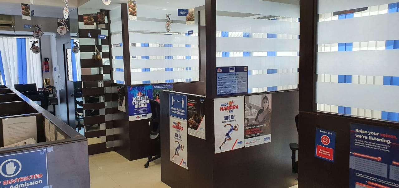 Office for Rent in 4 Road Mumbai