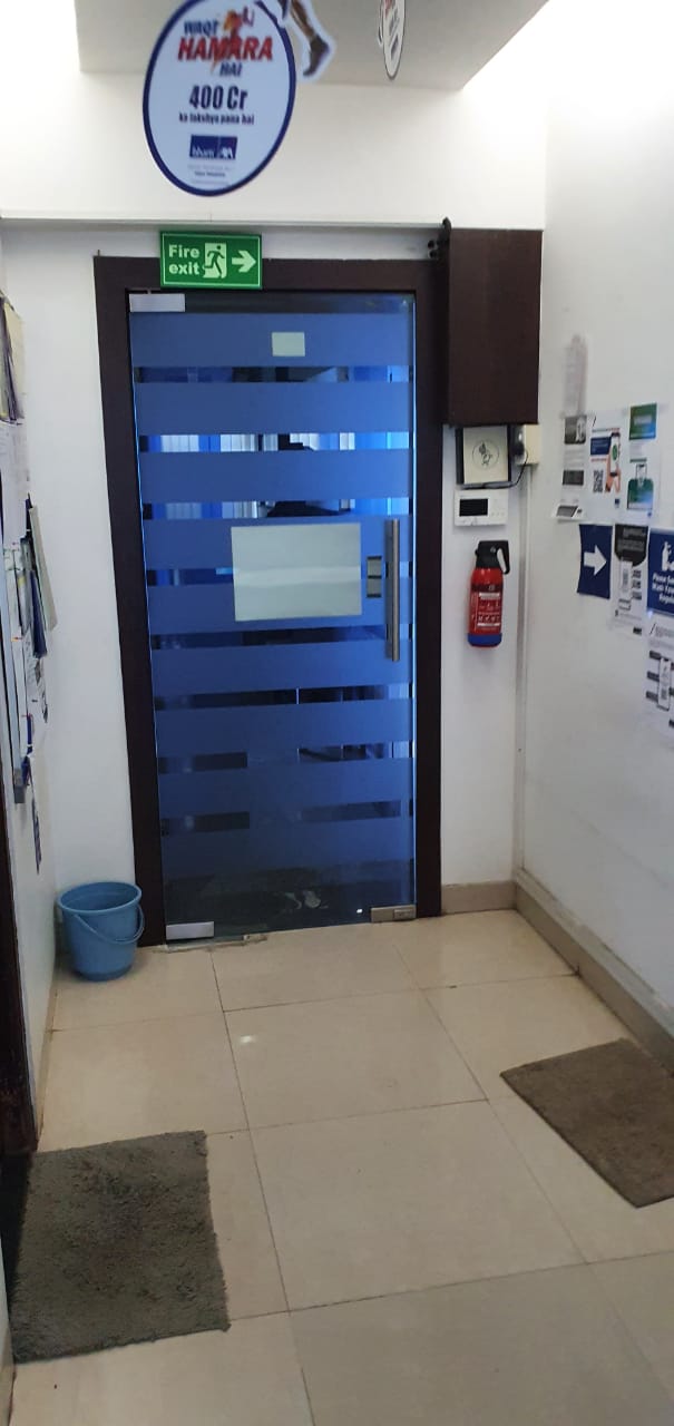Office for Rent in 4 Road Mumbai