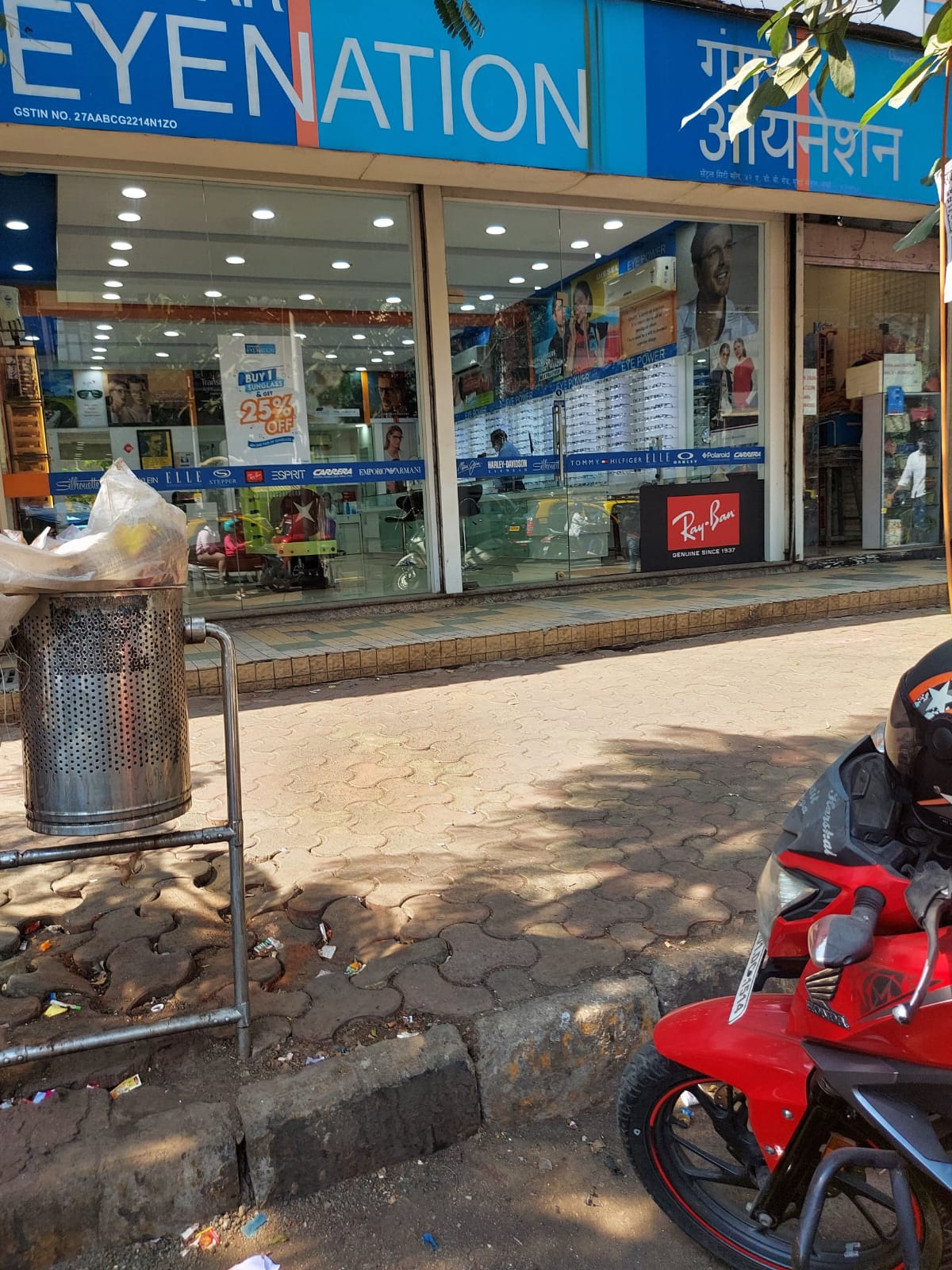 Showroom for Rent in Lamington Road Mumbai