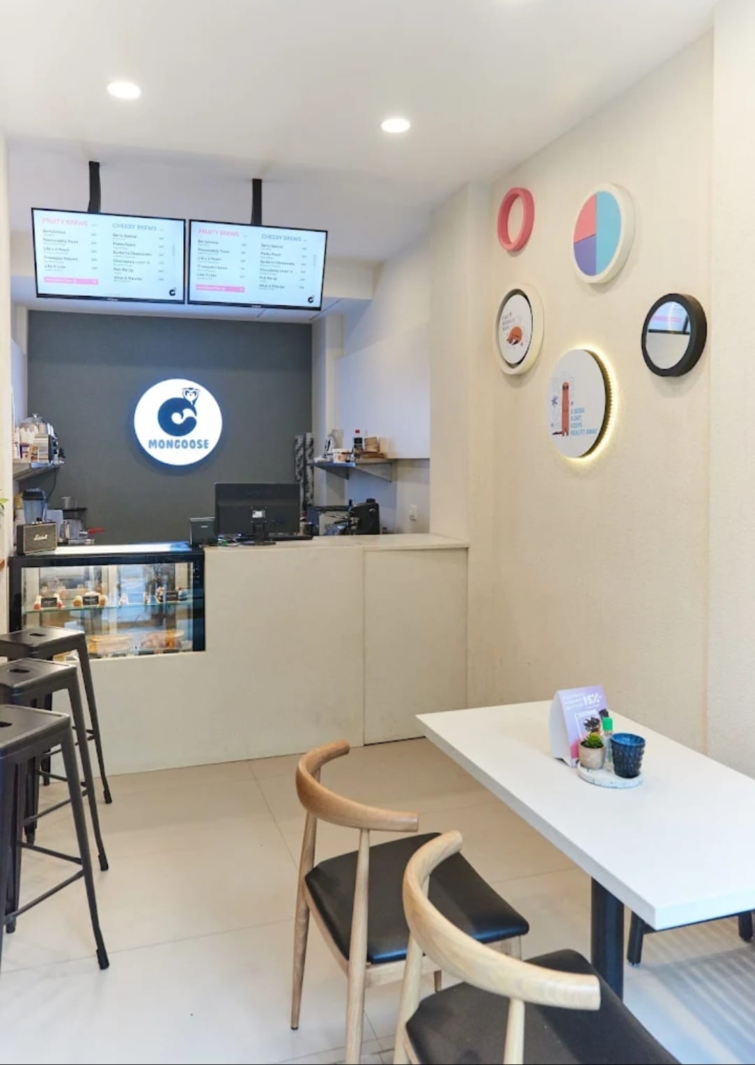 Shop for Rent in Bandra West Mumbai