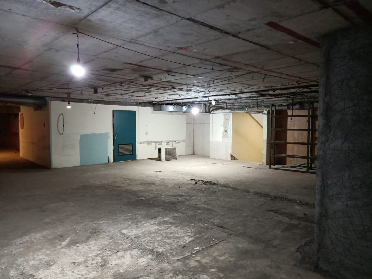 Office for Rent in Off Link Road Mumbai