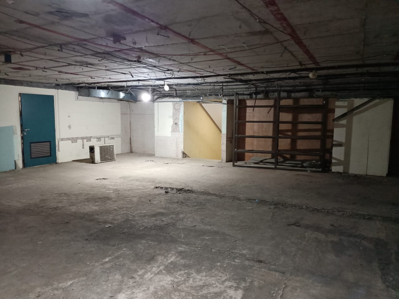 Office for Rent in Off Link Road Mumbai