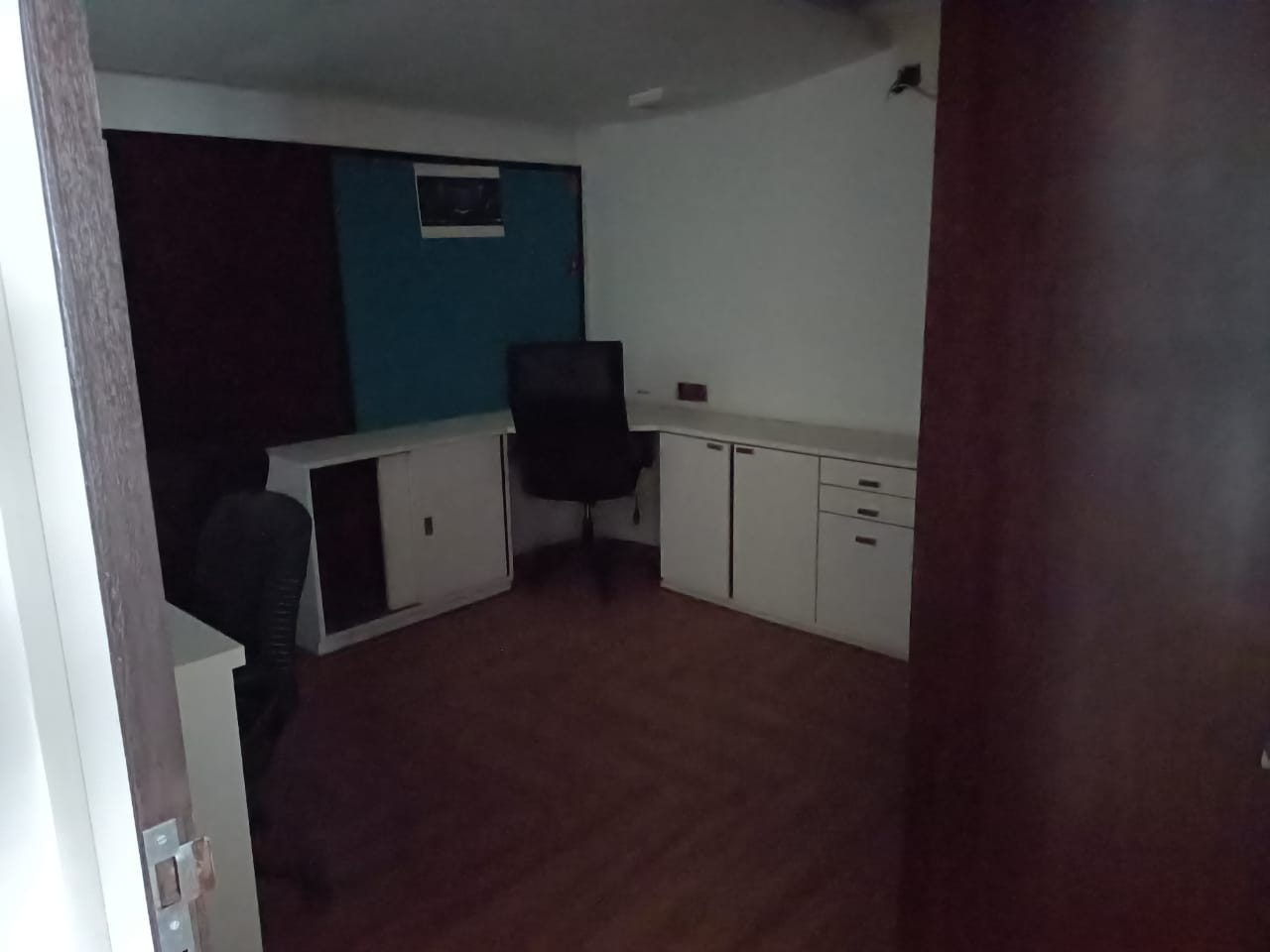 Office for Rent in Off Link Road Mumbai
