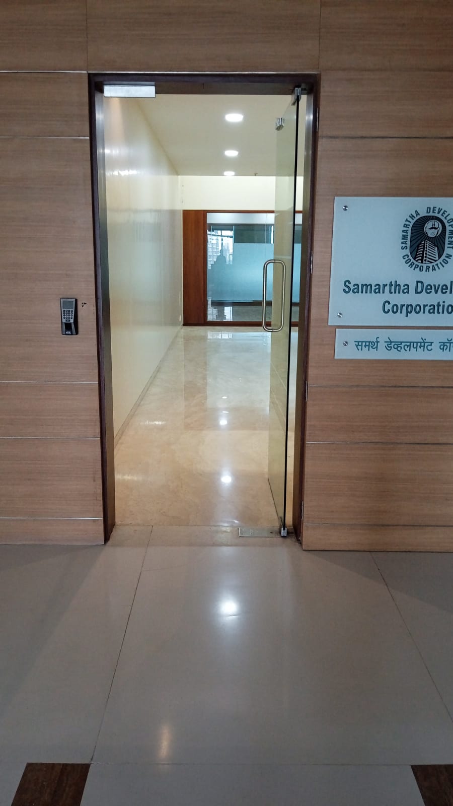 Office for Rent in S B Marg Mumbai